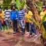 Gitega : la ministre Calinie Mbarushimana encourage l'irrigation pour accroître la production agricole en saison sèche...