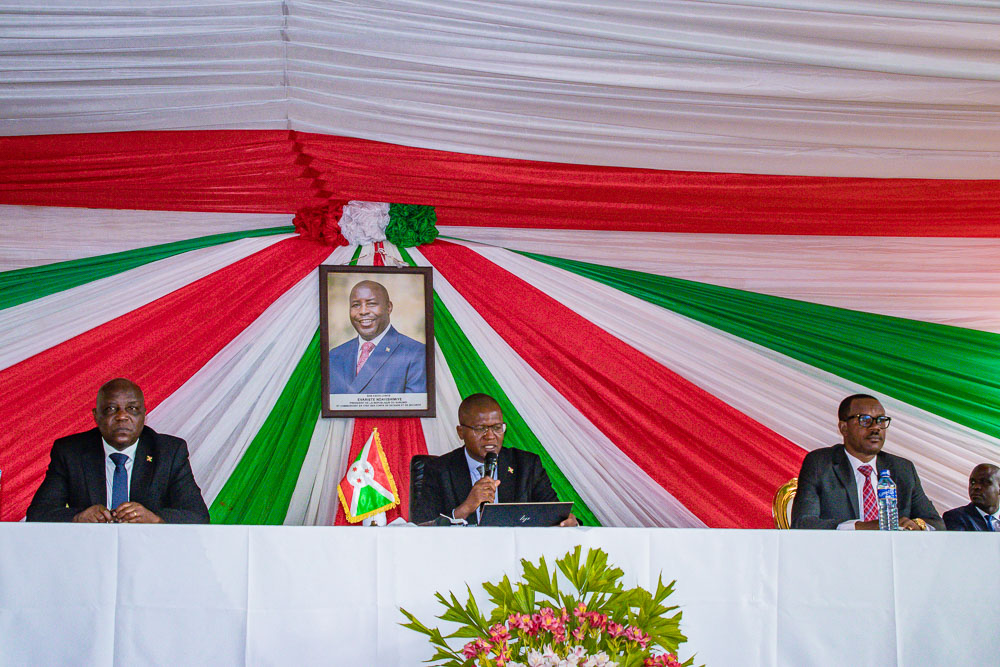 gitega-le-gouvernement-evalue-l-avancement-de-la-nouvelle-organisation-administrative-et-fixe-de-nouvelles-orientations